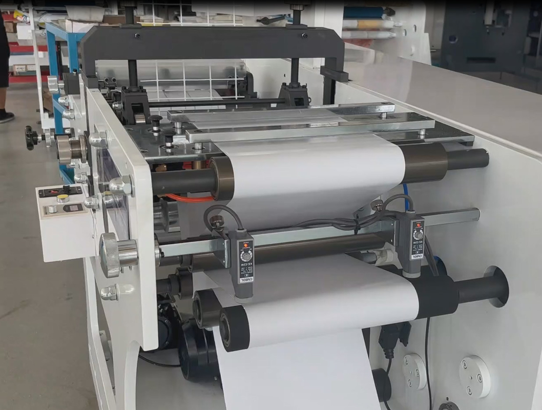 Automatic Roll Label Die Cutting Slitting Machine for Self-Adhesive Labels