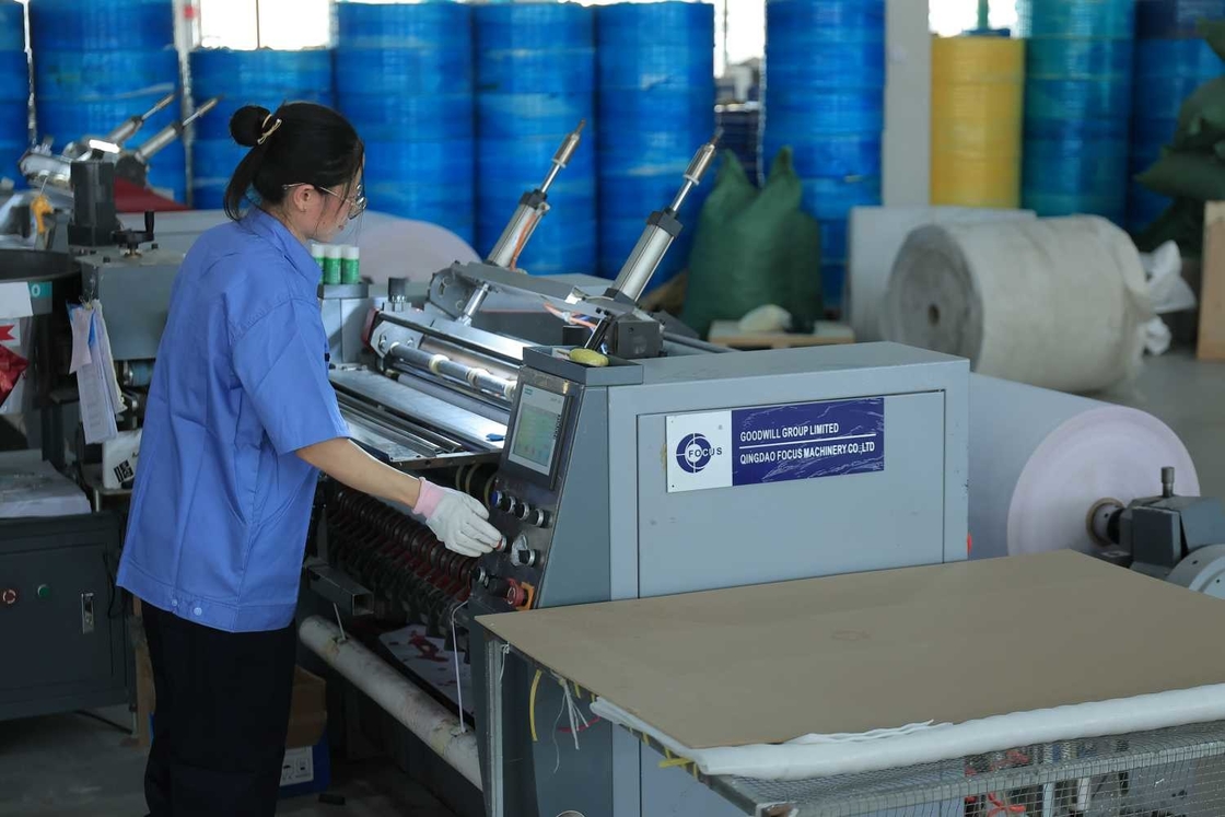 High-Precision Thermal Paper Slitting Machine for Label Rolls - 900mm Width